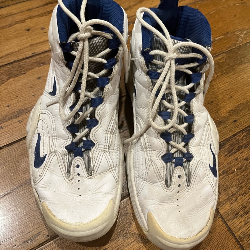 Unisex Vintage Nike Air Force 1, wm 10.5 or men’s 8.5